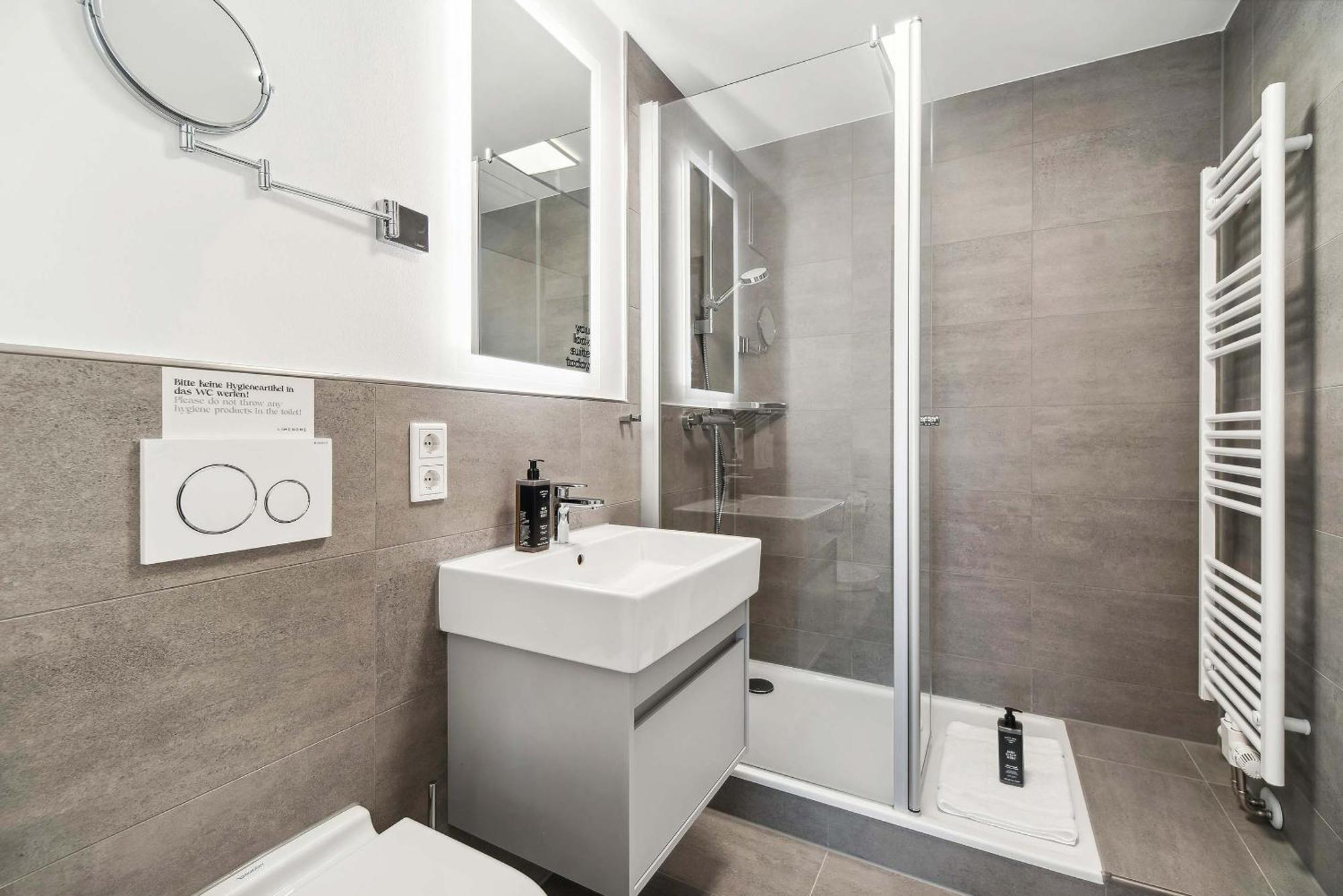 Limehome Kassel Wilhelmsstrasse Ngoại thất bức ảnh