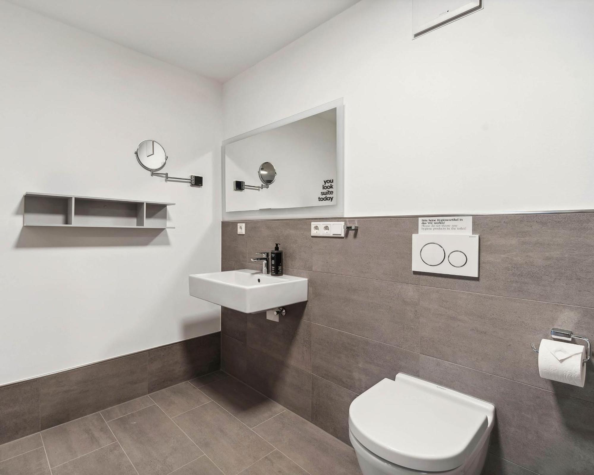 Limehome Kassel Wilhelmsstrasse Ngoại thất bức ảnh
