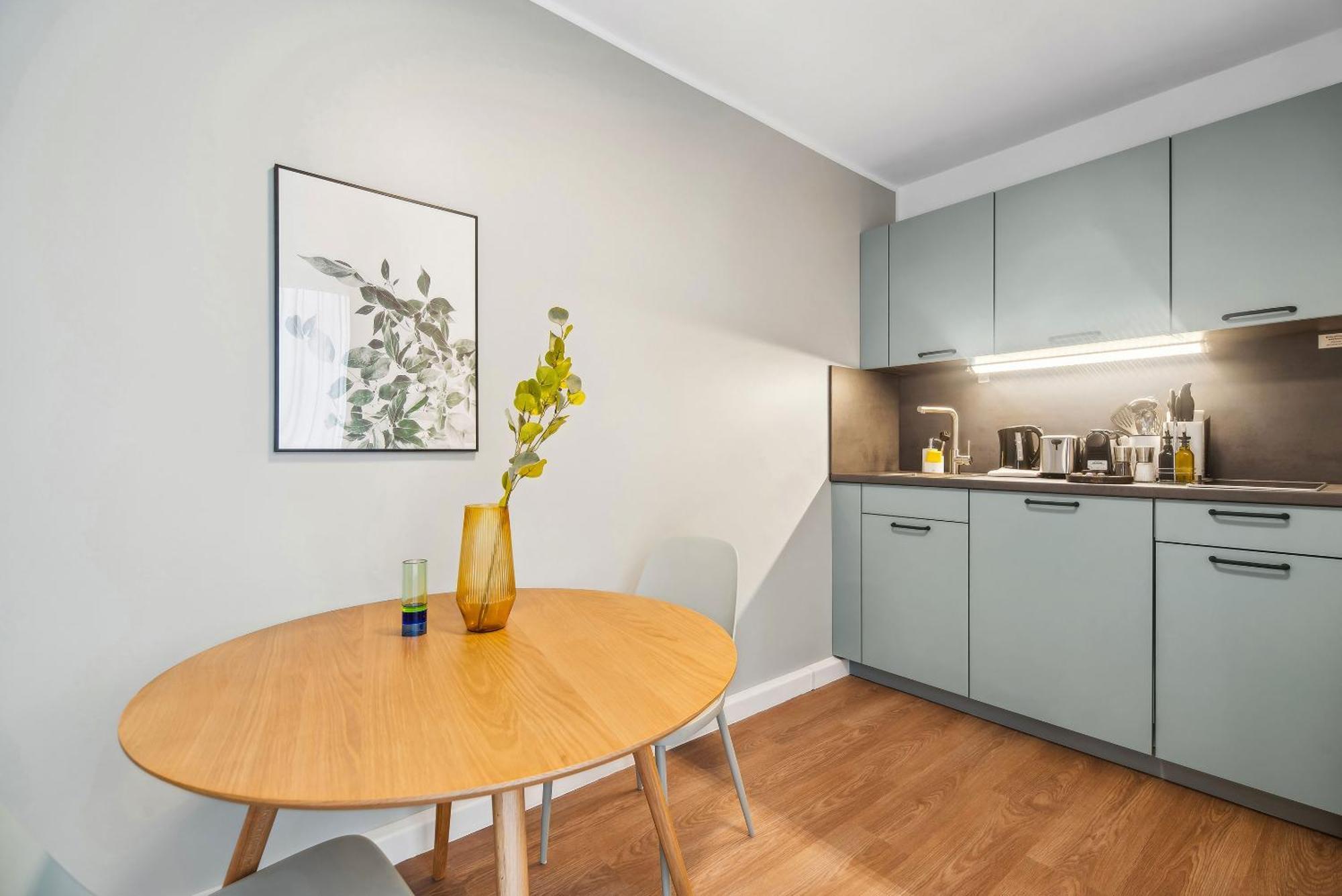 Limehome Kassel Wilhelmsstrasse Ngoại thất bức ảnh